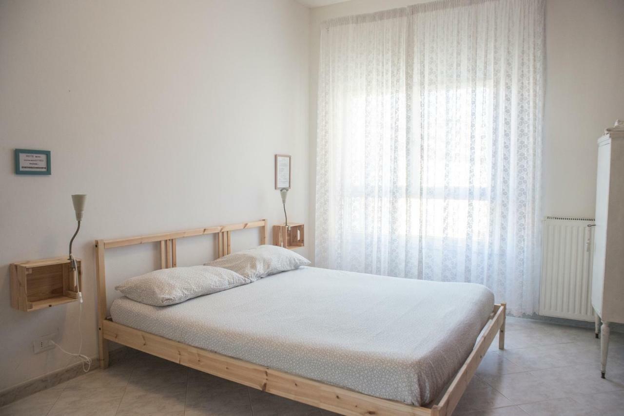 Affittacamere " Il Porto " ลีวอร์โน ภายนอก รูปภาพ